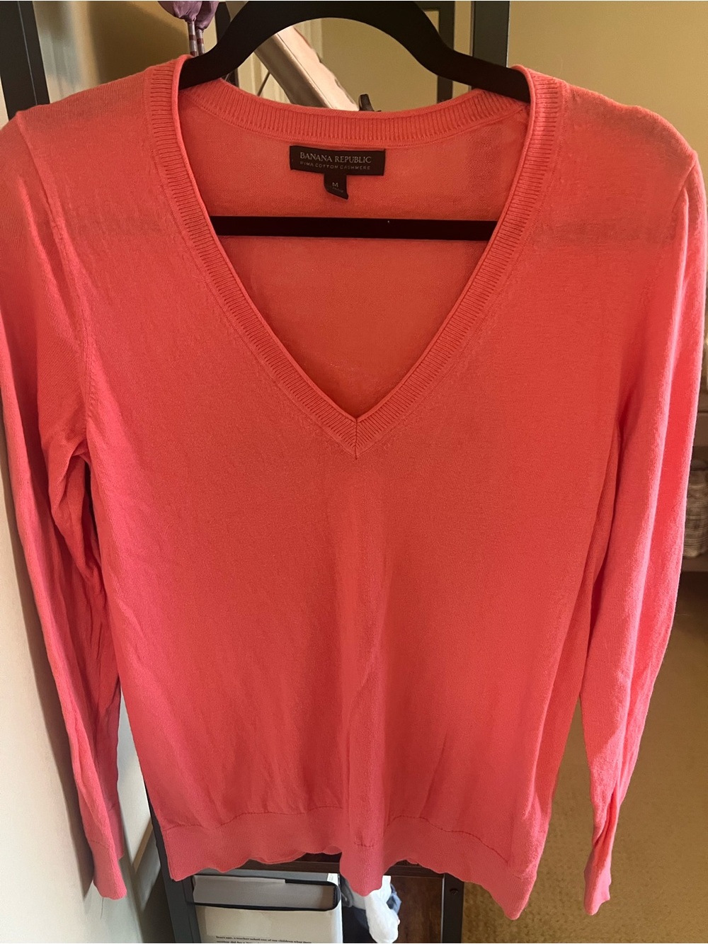 Banana Republic Coral V-Neck Sweater - Pink
